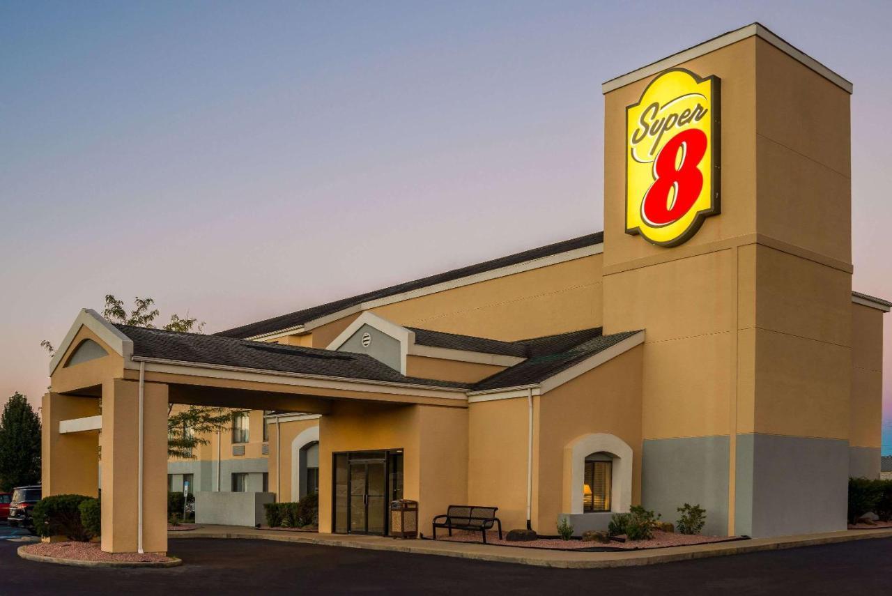 Hotel Super 8 By Wyndham Jasper Zewnętrze zdjęcie